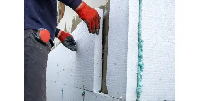 Zdjęcie Jak zamontować listwę startową do styropianu - uniknij najczęstszych błędów